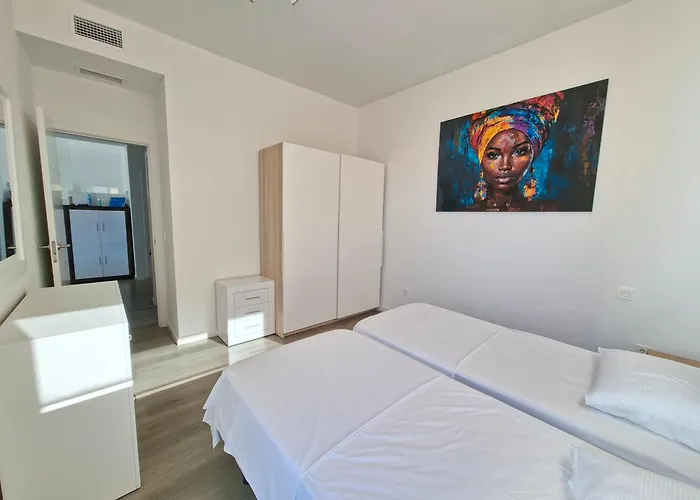 Chalet: Villa La Marina